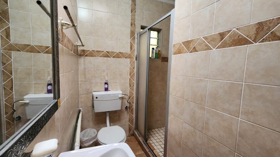 5 Bedroom Property for Sale in Vredenburg Western Cape